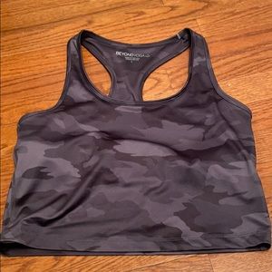 Beyond yoga Lux Camo First Class Cropped Tank lg